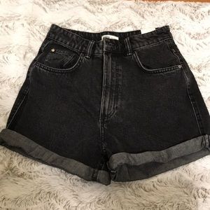 Zara’s high waisted black shorts size 4